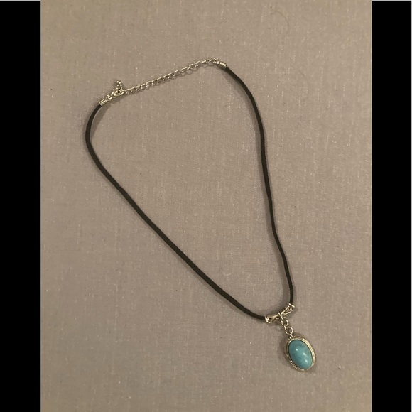 Turquoise casual necklace - Picture 2 of 3